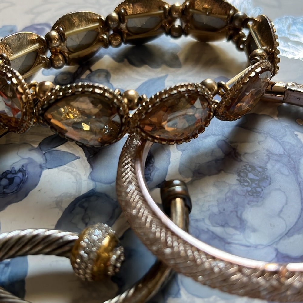 Bracelet bundle - Picture 3 of 7